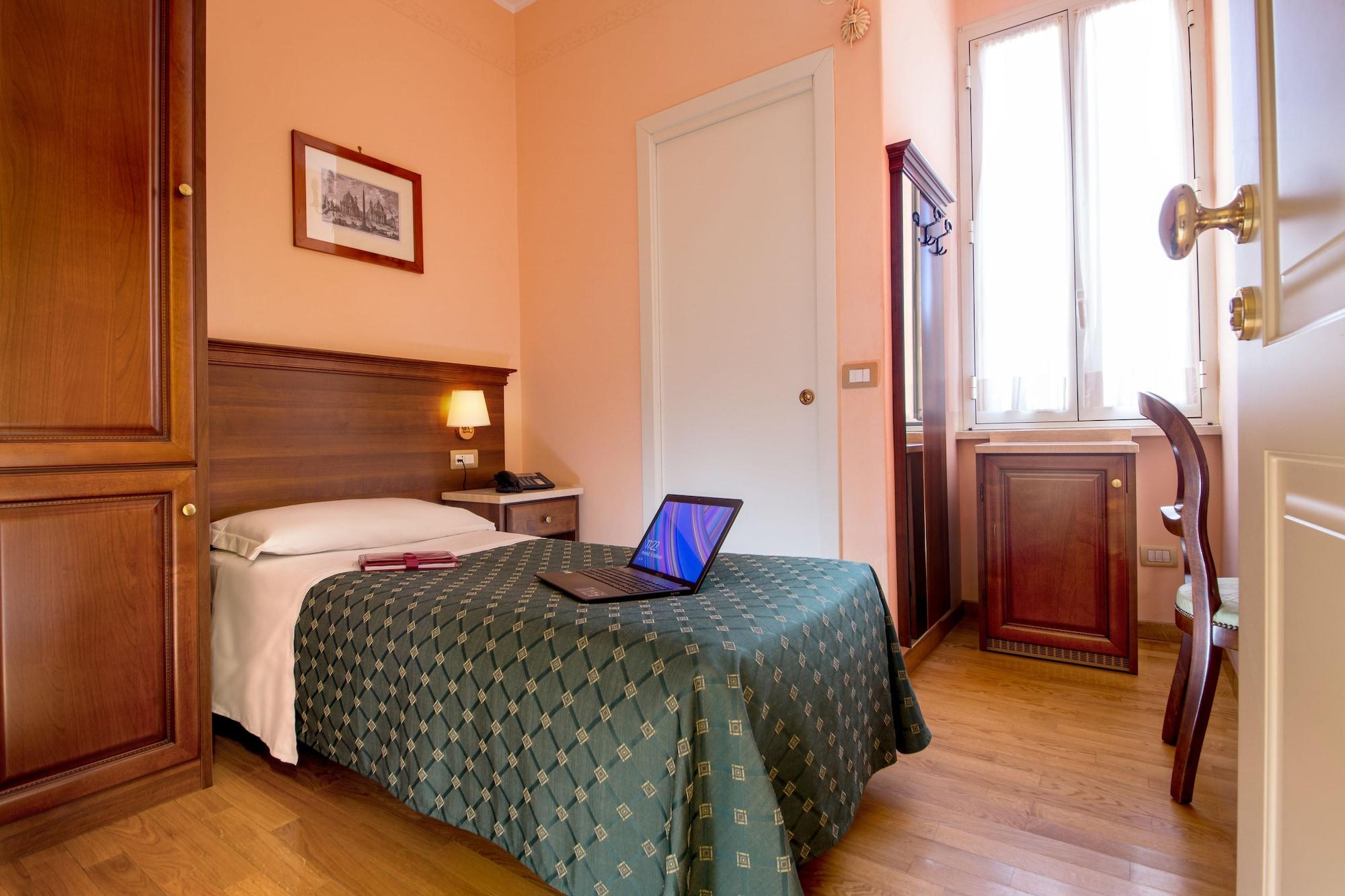 Palazzo Venere 4* Rome